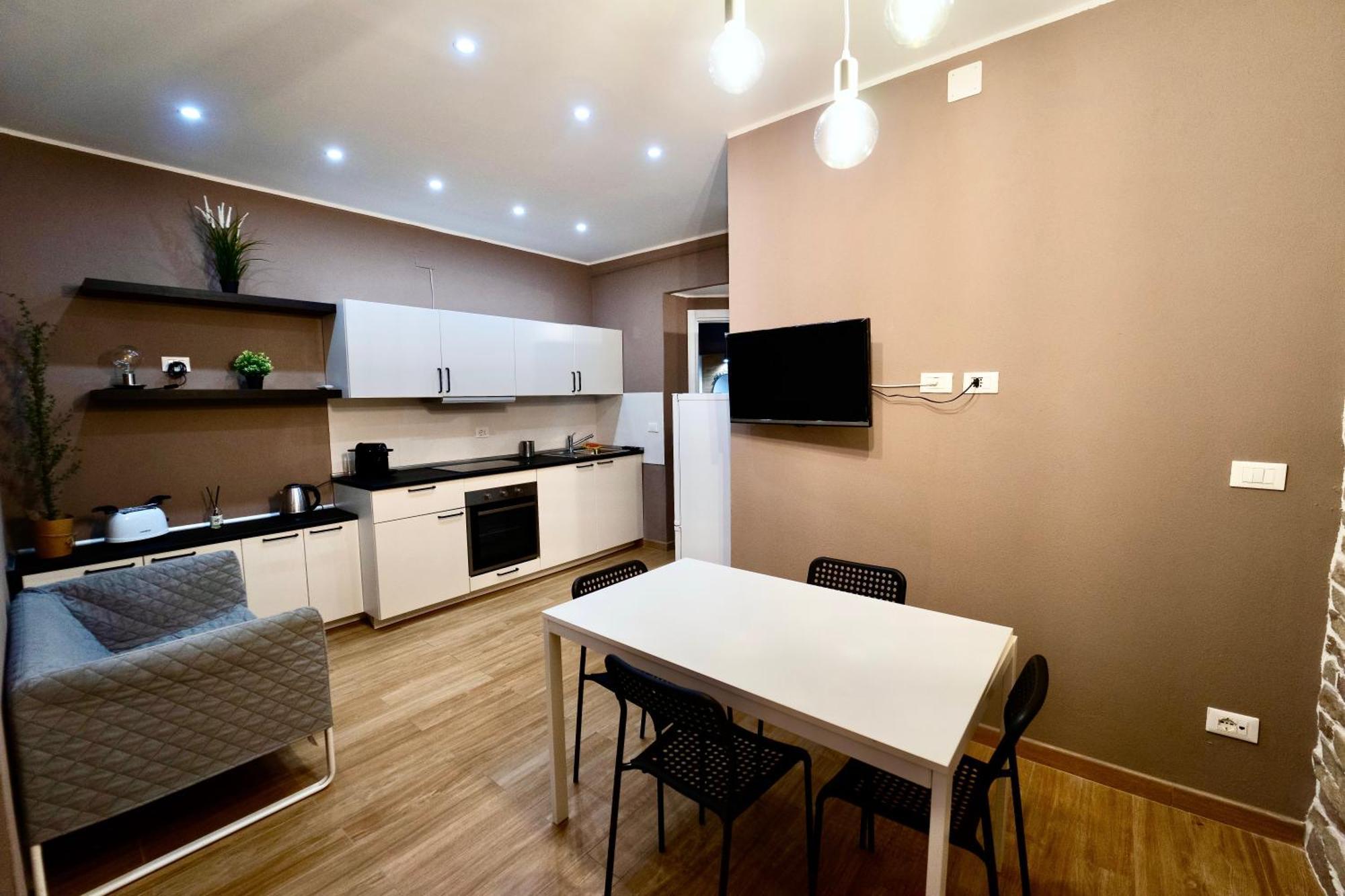 Апартаменты Maramarti - In The Heart Of The Historic Center Генуя Экстерьер фото